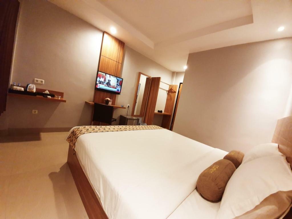 Careinn Merauke By Yolo Hospitality Exteriör bild